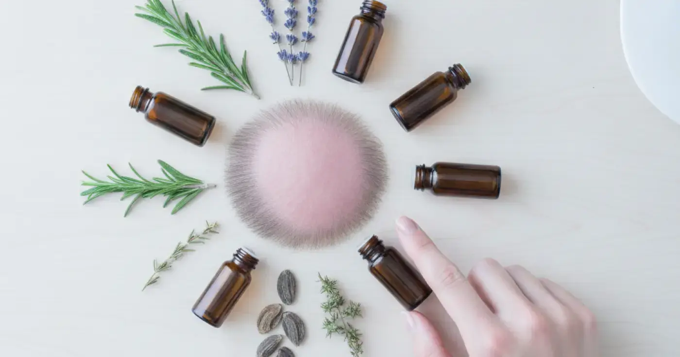 Natural Treatments for Alopecia: Benefits and Risks